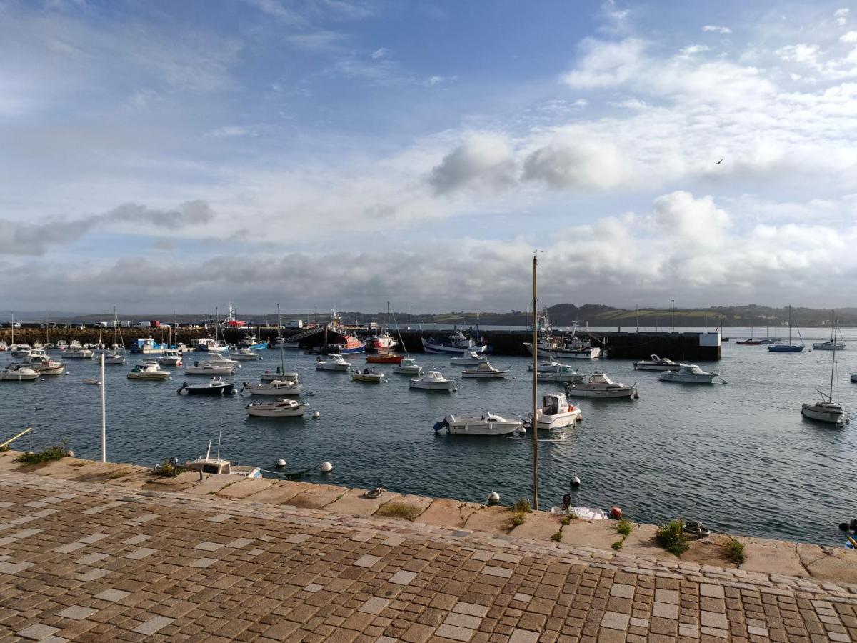 Maison De Pecheur Port De Plaisance Treboul Дуарнене Экстерьер фото